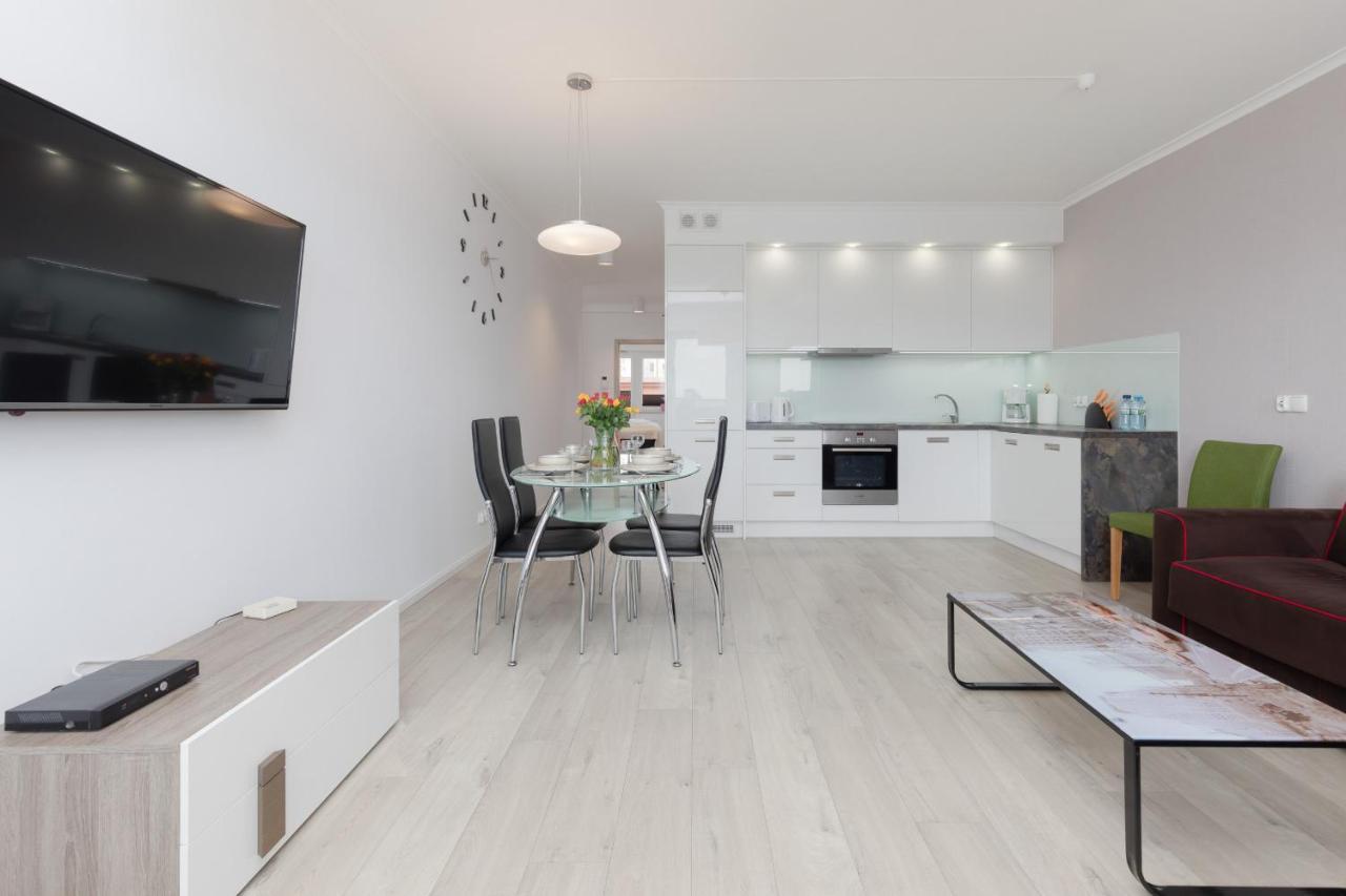Przestronny Apartament Z Balkonem - Przy Porcie - Swinoujscie By Noclegi Renters Экстерьер фото