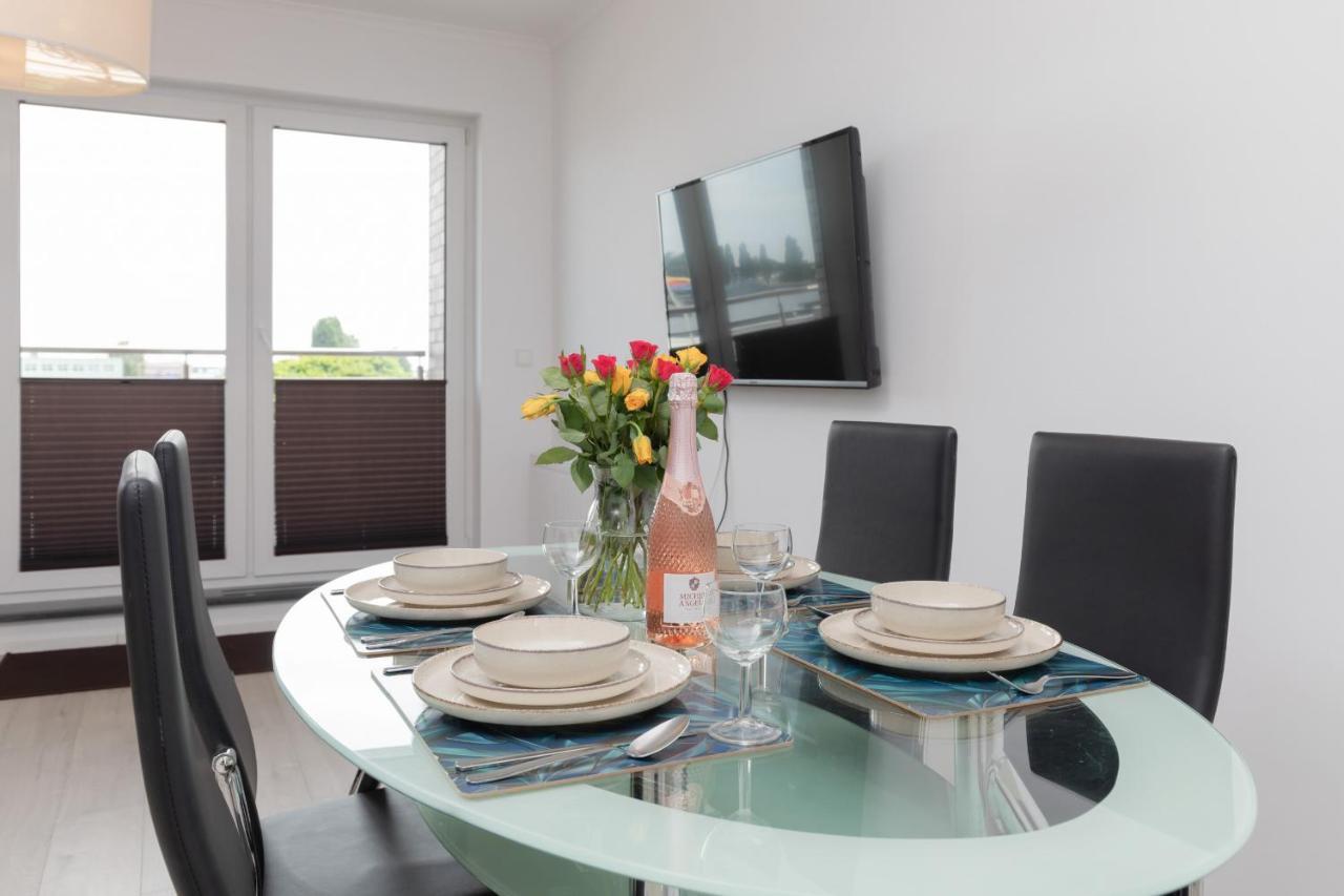 Przestronny Apartament Z Balkonem - Przy Porcie - Swinoujscie By Noclegi Renters Экстерьер фото